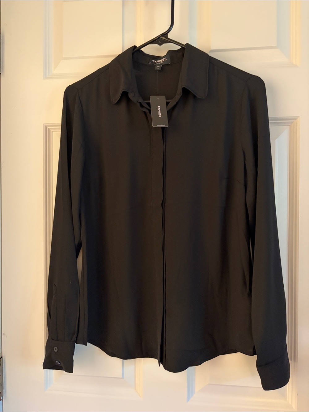 Express Black Long-Sleeve Button-Front Shirt